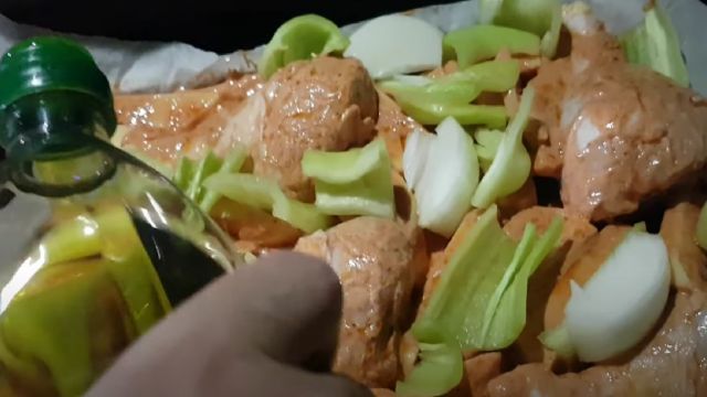 Fırında tavuk but nasıl yapılır?