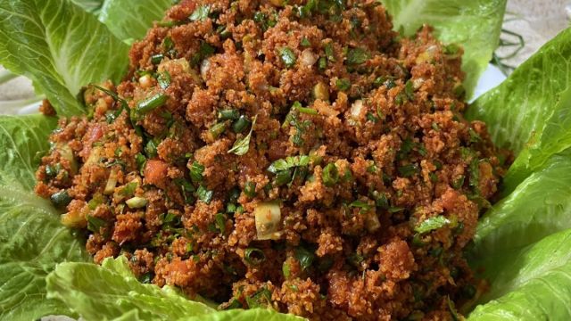 Misafirlerinizin Hayran Kalacağına Emin Olun! Kısırın Mersin Usulü Tarifi