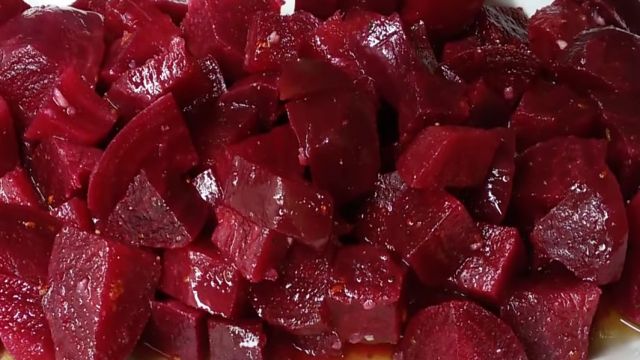 Kırmızı Pancar Salatası Tarifi