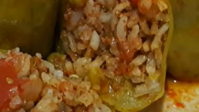 Kıymalı Biber Dolması Nasıl Yapılır? Lezzet Sırrıyla Kıymalı Biber Dolması Tarifi