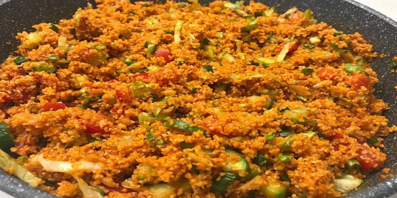 Kısır tuzlu olursa ne yapılır? Kısırın tuzunu azaltmak için imdadınıza yetişiyor