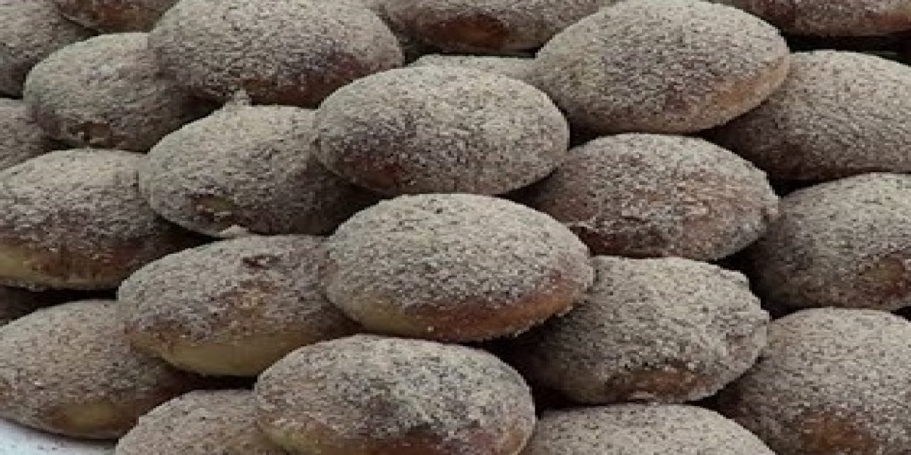 Hem sağlıklı hem çok hafif.. Tarçınlı ağızda dağılan un kurabiyesi tarifi.