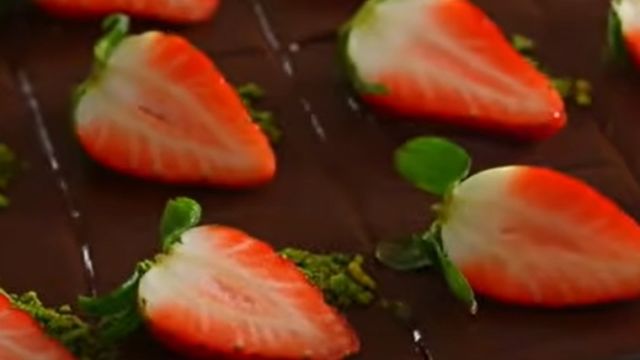 Lezzetli Ağlayan Pasta Tarifi