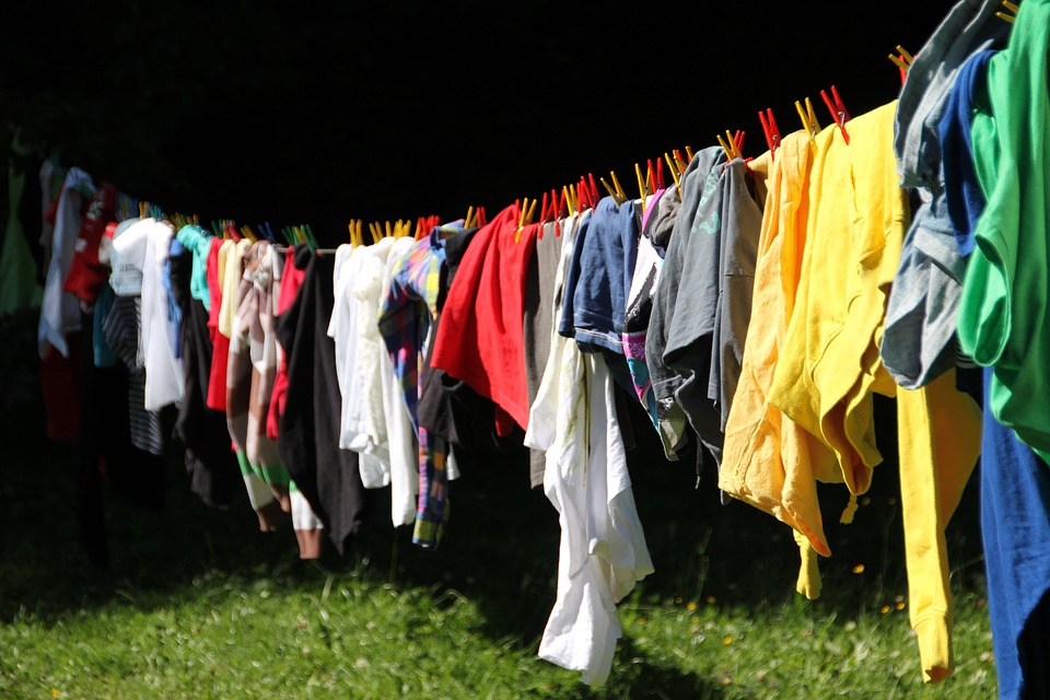 clothes-line-615962-960-720.jpg